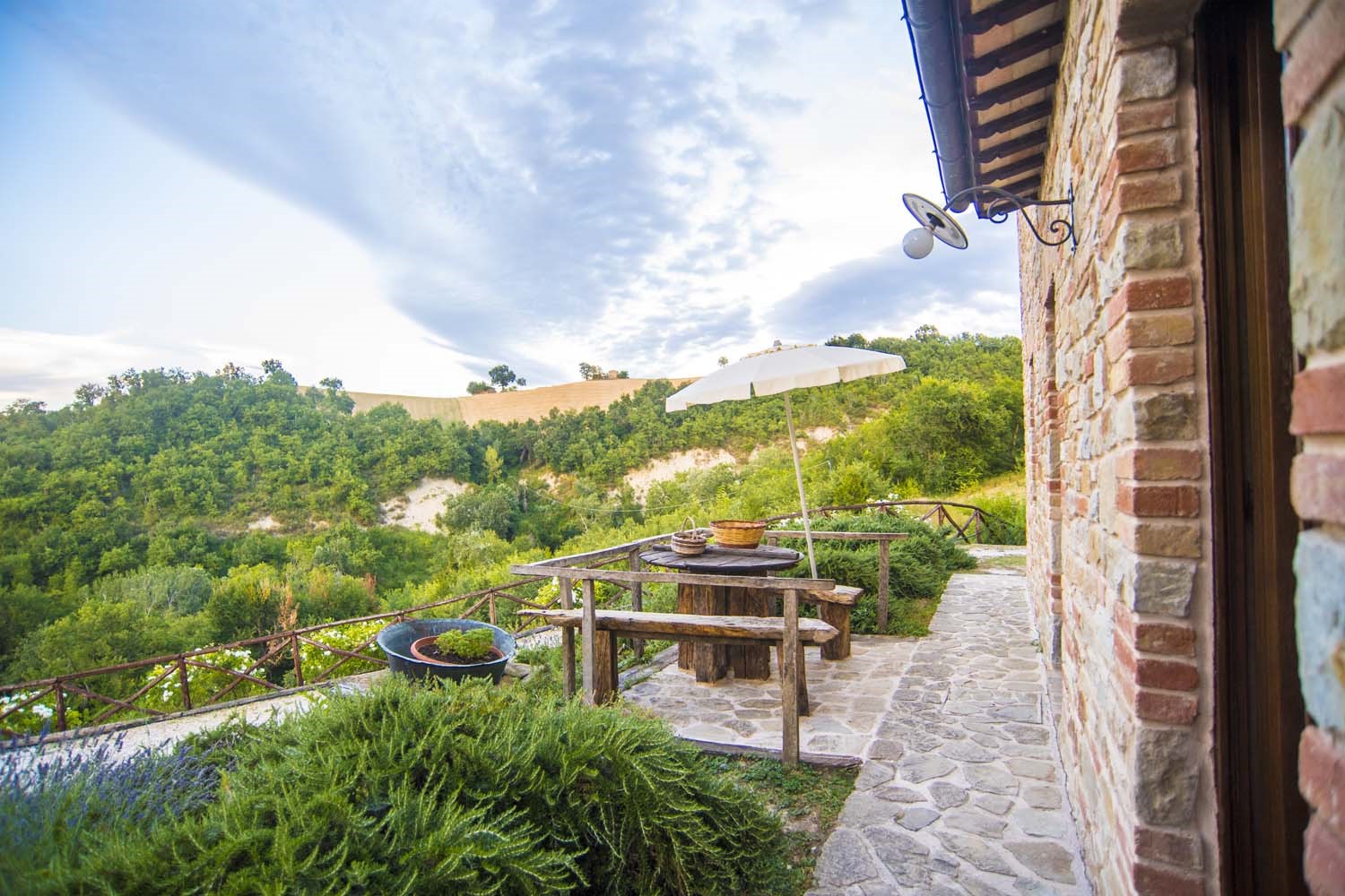 move-to-italy-experience-venue Move to Italy Experience: Five days in Le Marche